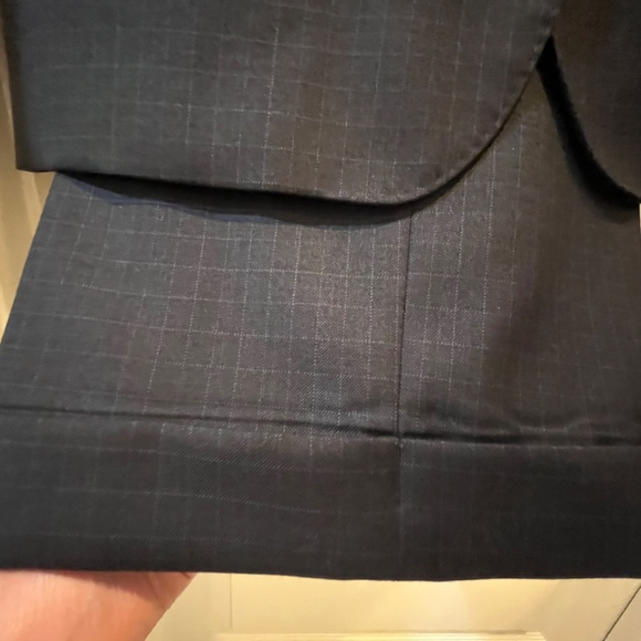 Men’s Paul Betenly Dark Blue Suit - Picture 6 of 10